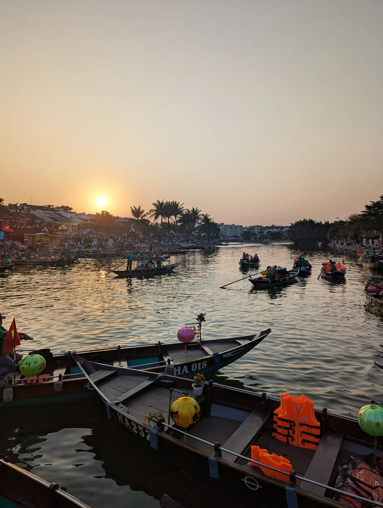 Hoi An: Ancient Town and Lanterns After Dark